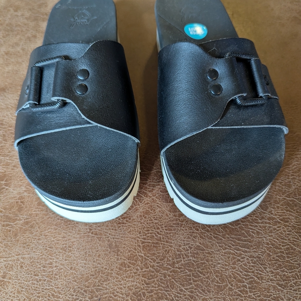 Reed Sandals - Picture 2 of 8
